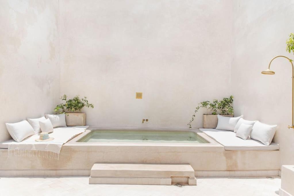 Riad Vivre - Design Boutique Riad In Marrakech มาร์ราเกช ภายนอก รูปภาพ